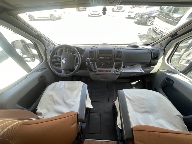 FIAT DUCATO/ MC LOUIS YEARLING 72